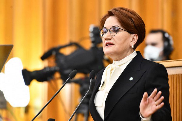 Akşener: “İktidar, ekonomide dün ne dediyse bugün tam tersini yapıyor”