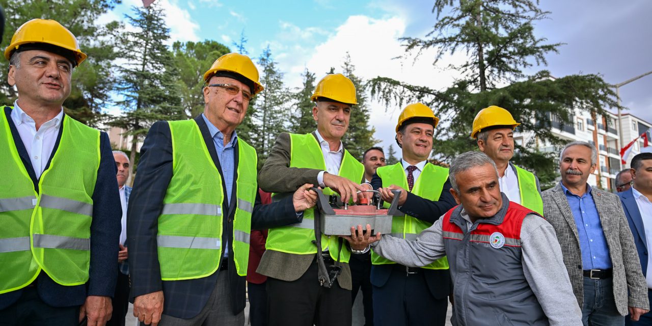 ATSO ELMALI EĞİTİM VE SAĞLIK MERKEZİ’NİN TEMELİ ATILDI