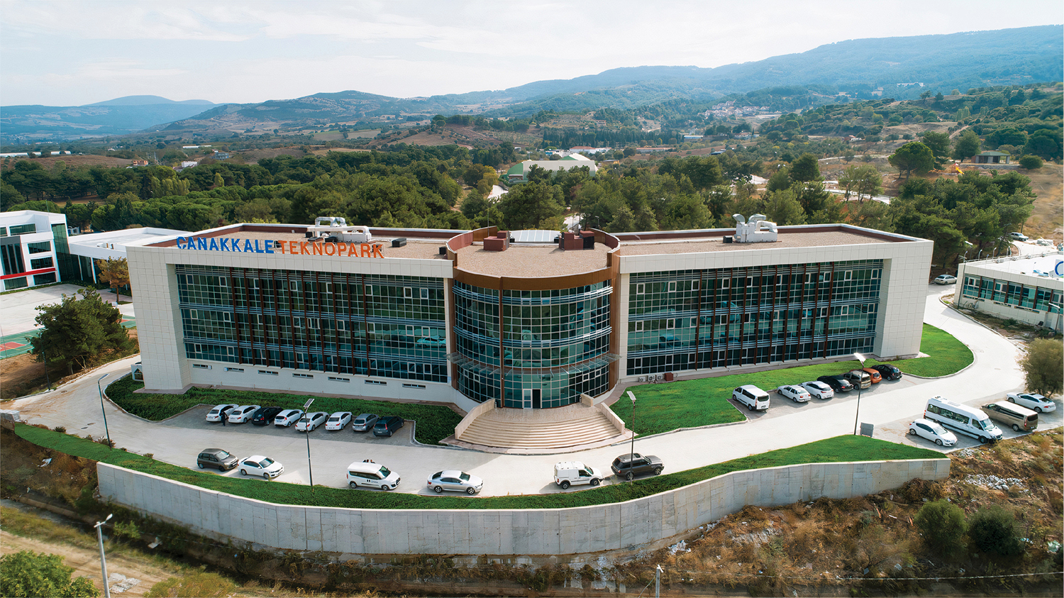 ÇANAKKALE TEKNOPARK: TEKNOLOJİYLE GELECEĞİ ŞEKİLLENDİRENLERİN ADRESİ