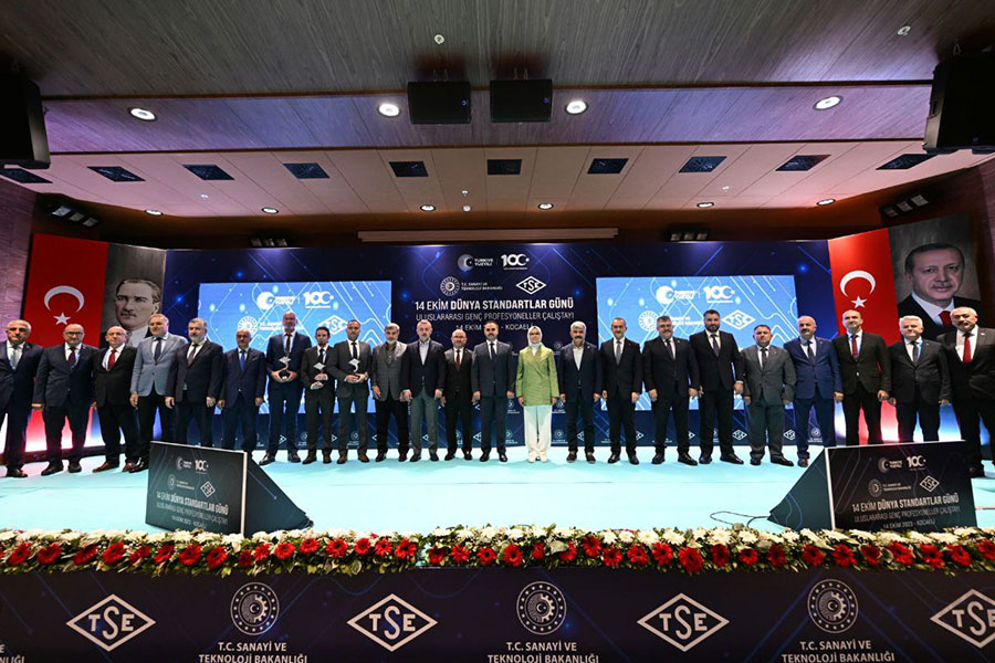 ULUSLARARASI GENÇ PROFESYONELLER ÇALIŞTAYI