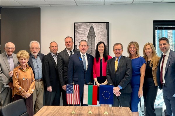 Bulgaristan Dışişleri Bakanı Gabriel, Amerikan Yahudi Komitesi temsilcileri ile görüştü