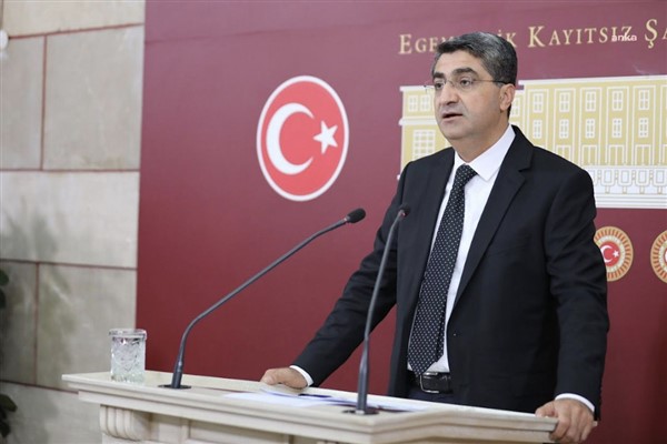 Ekmen: “Mevsimlik tarım işçilerinin çalışma hayatında kadın ve çocuklar mağdur oluyor”