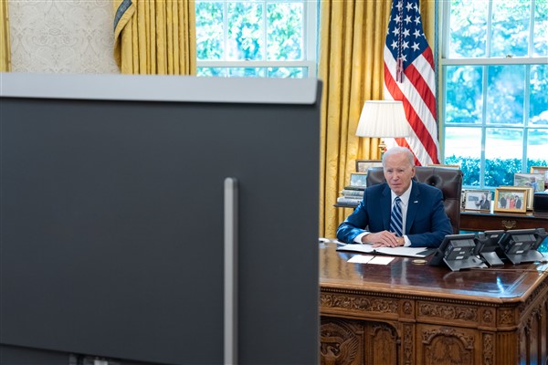 Biden: “Gazze’de siviller için güvenli geçişleri desteklemeye devam edeceğim”