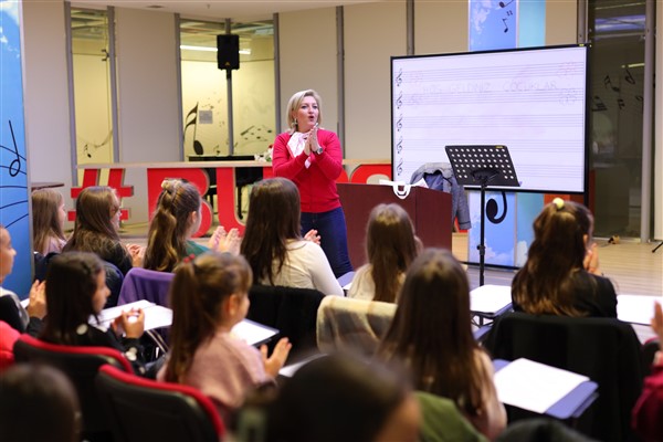 Bursa Çocuk Korosu yıl sonu konserine hazırlanıyor