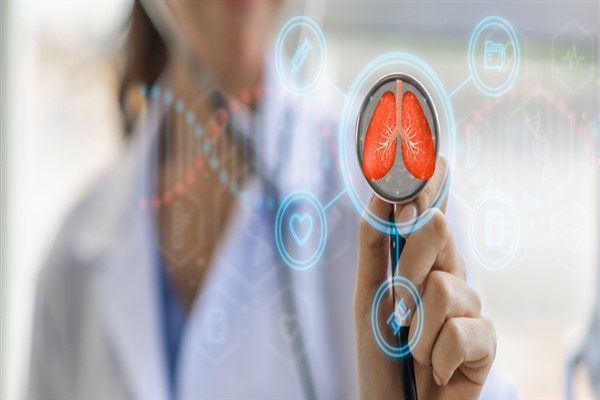 Üyetürk: “Kanser hayatınızı söndürmeden siz sigarayı söndürün”