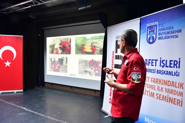 Ankara’da “Afet Farkındalık ve Temel İlk Yardım Eğitimi” devam ediyor