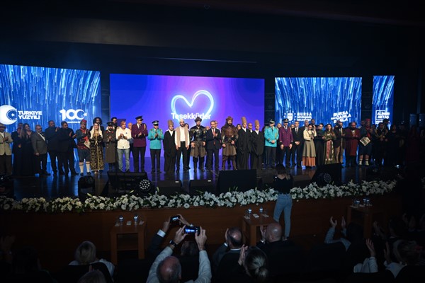 Bursa’da kültür sanat sezonunu açıldı