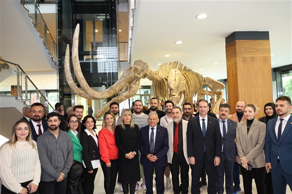 Büyükşehir, dünyada ilk ve tek 7,5 milyonluk fosil faunasını yeniden ayağa kaldırdı