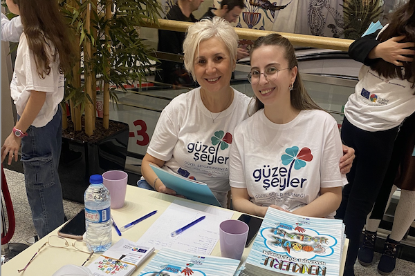 Güzel Şeyler Derneği, çocuklarla farkındalık atölyesi gerçekleştirdi