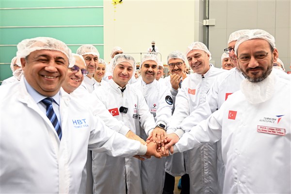 Bakan Kacır: “Türksat 6A’yı önümüzdeki yıl uzaya göndereceğiz”