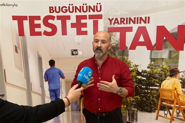 Dr. Hüsnü Pullukçu: “Yaklaşık 36 bin civarında HIV pozitif kişi var”