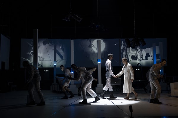 NKT’nin ödüllü oyunu İstanbul’da tiyatroseverler ile buluşuyor