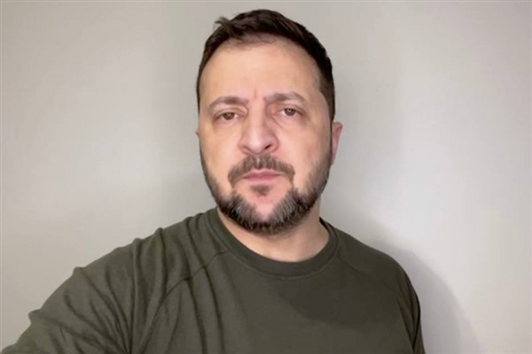 Zelenski: “Rus ordusunun saldırılarına savunma güçlerimiz mutlaka karşılık verecektir”