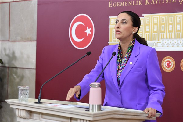 Rızvanoğlu: “Çin’in, AB’nin ülkesine sokmadığı çöpü neden bizim ülkemize sokuyorsunuz?”