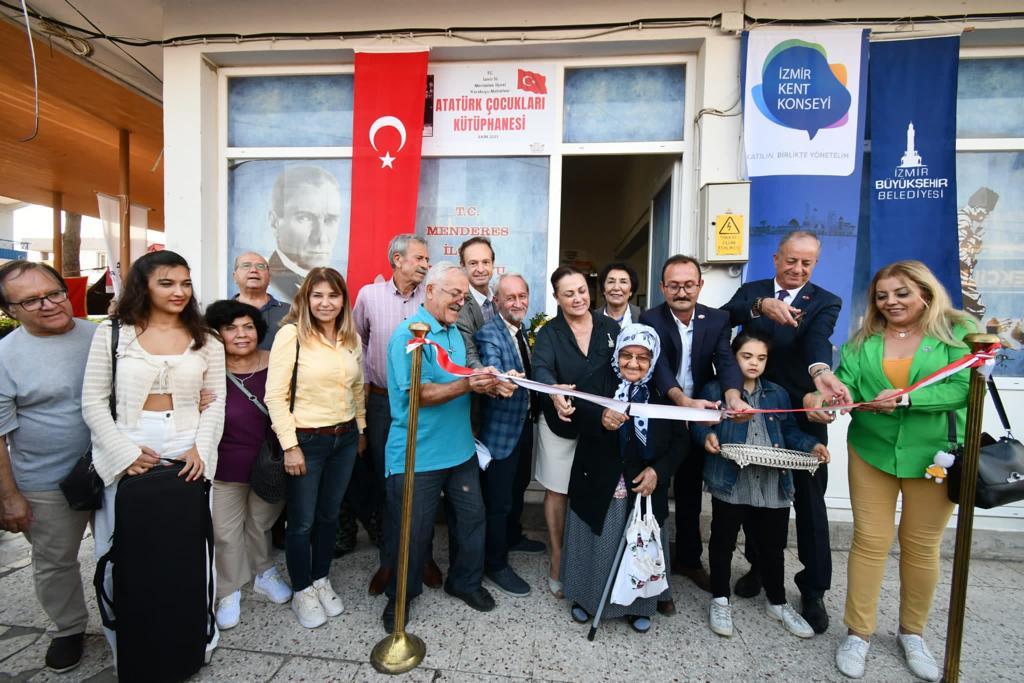 İzmir’de Atatürk Çocukları Kütüphanesi açıldı