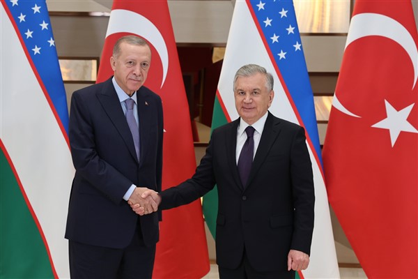Cumhurbaşkanı Erdoğan, Özbekistan Cumhurbaşkanı Mirziyoyev ile görüştü