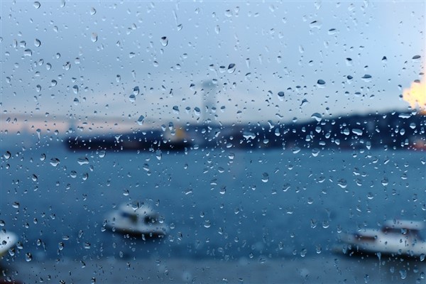 İstanbul’da sağanak ve fırtınanın yol açtığı 4 bin 566 olaya müdahale edildi