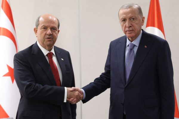 Cumhurbaşkanı Erdoğan, KKTC Cumhurbaşkanı Ersin Tatar ile görüştü