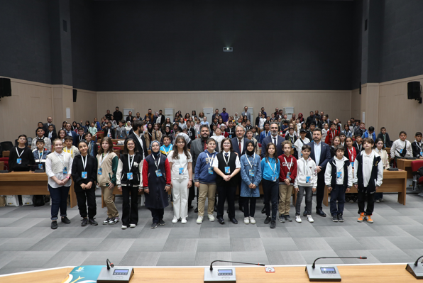 Konya Büyükşehir Çocuk Meclisi’nin Yeni Başkanı 6. Sınıf Öğrencisi Talut Kerem Cengiz Oldu