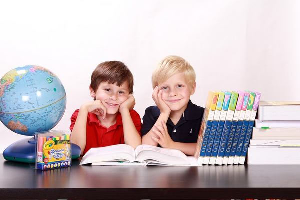 Bakan Tekin: “Daha müreffeh bir gelecek sizi bekliyor çocuklar”