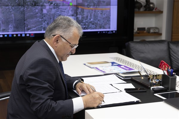 Başkan Büyükkılıç: “Bizler ağlama, şikayet makamında değiliz icraat makamındayız”