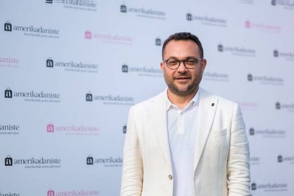 Amerikadaniste, “Meme kanserine karşı mücadelede hep birlikteyiz!” dedi