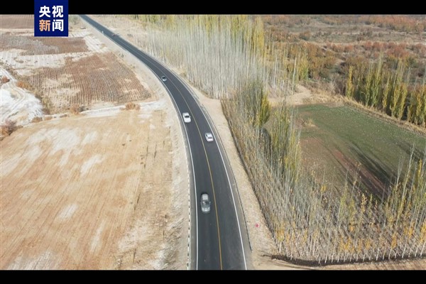 Xinjiang’ın kırsal bölgelerinde ilk 10 ayda 6 bin 969 kilometre yol inşa edildi