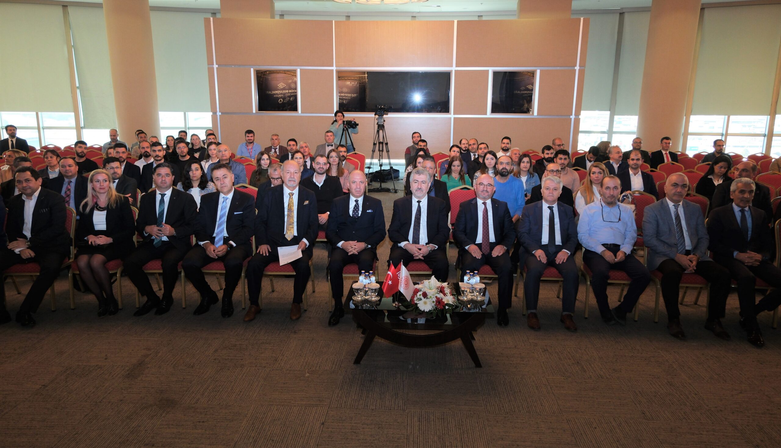 ASO VE TSE İŞBİRLİĞİNDE “SEKTÖR BULUŞMALARI” ASO BAŞKANI ARDIÇ: STANDARTLAR ÜRETİMİN ORTAK DİLİDİR