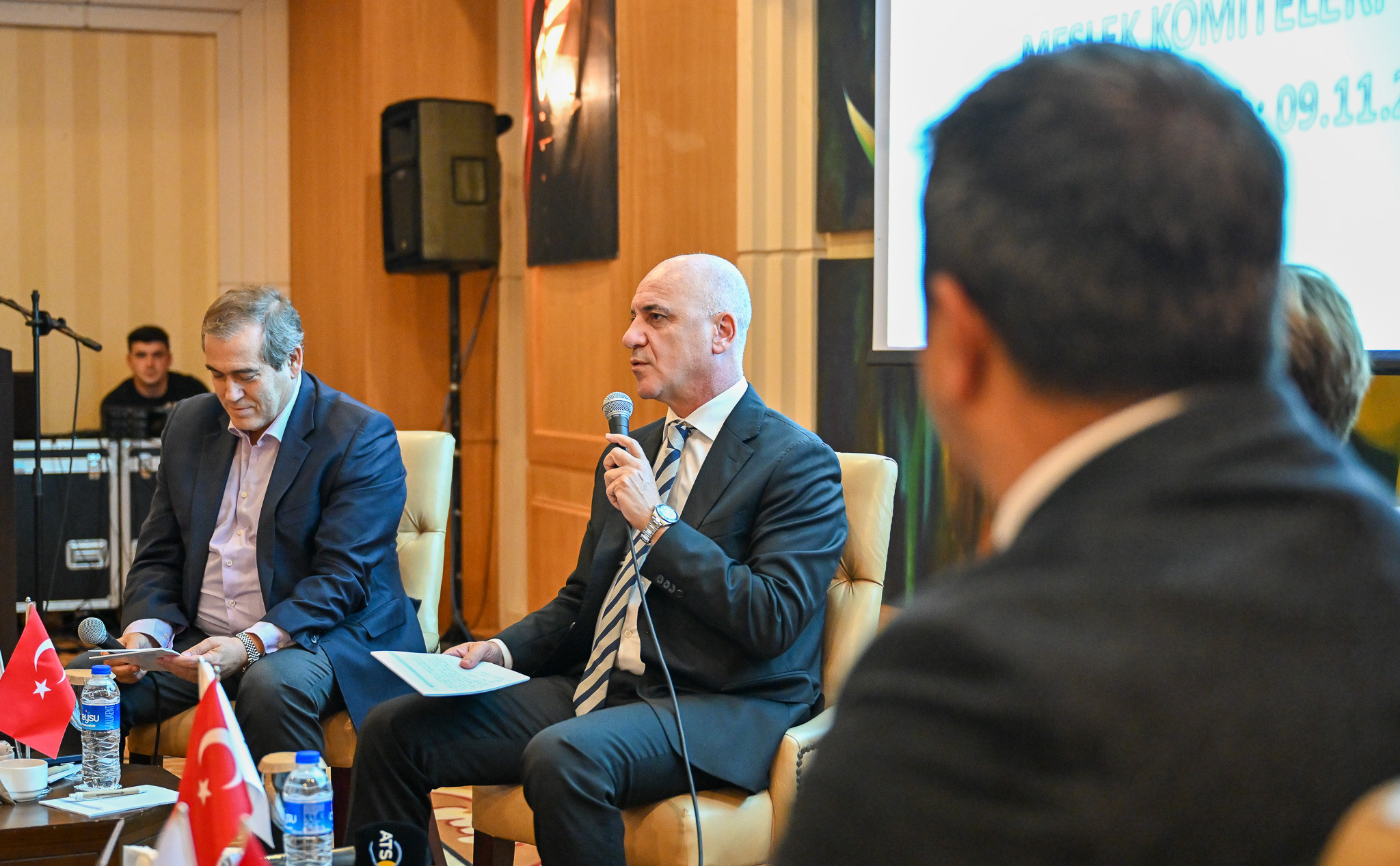 TURİZMDE ACİL EYLEM PLANI OLUŞTURMALIYIZ