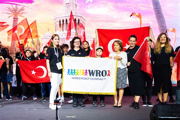 İzmir 2024’te Dünya Robot Olimpiyatı Uluslararası Finali’ne ev sahipliği yapacak