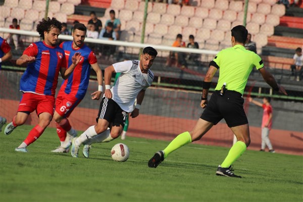 Karaköprü 1 puana razı oldu