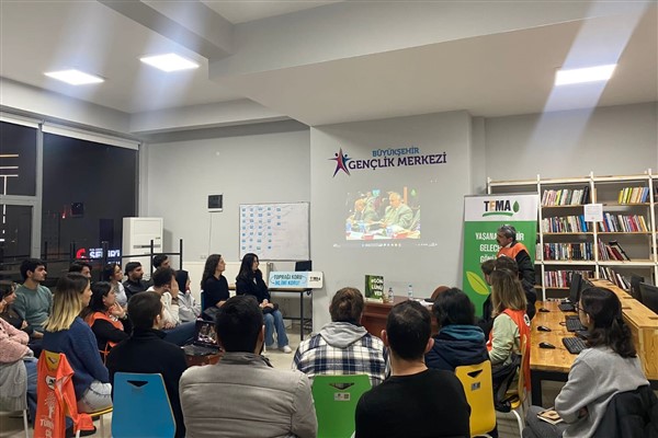 Eskişehir’de “Umut Yeşertenler TEMA” söyleşisi yapıldı