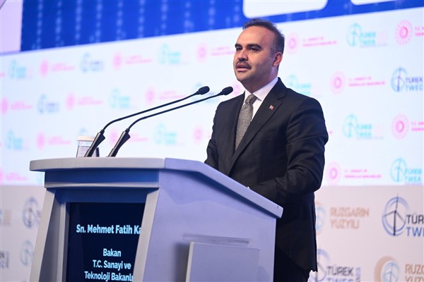 Bakan Kacır: “RES yatırımlarına bugüne kadar 388 teşvik belgesi düzenledik”