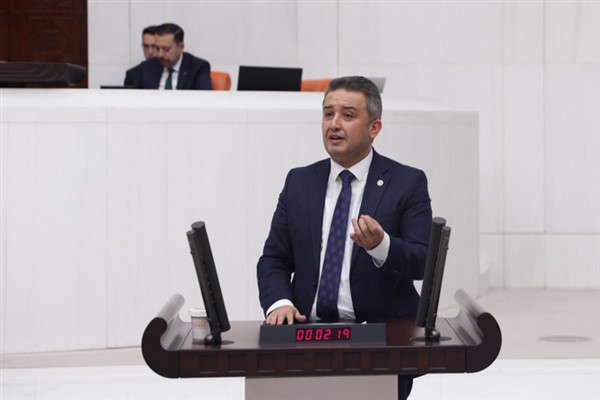 Gelecek Partili Şahin: ” Muhalefetin her dediğine kulağınızı kapatmayın”