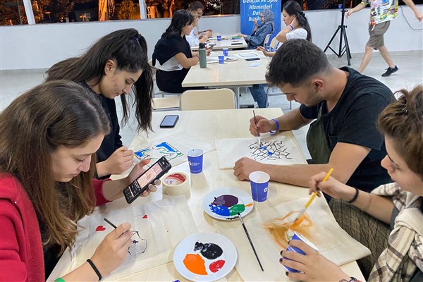 Eskişehir’in gönüllü gençleri “Cumhuriyet Buluşması” kampına katıldı