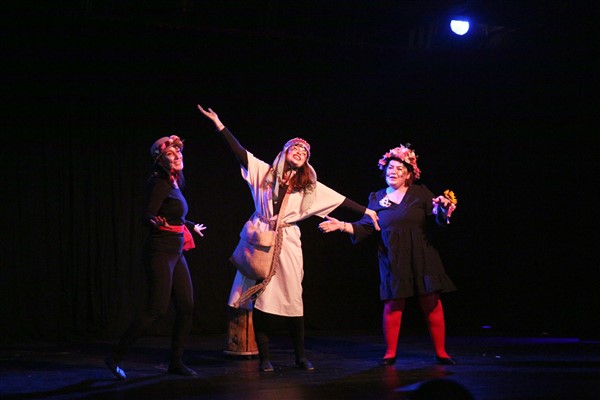 Çulpa tiyatro oyunu ara tatilde çocuklarla buluştu