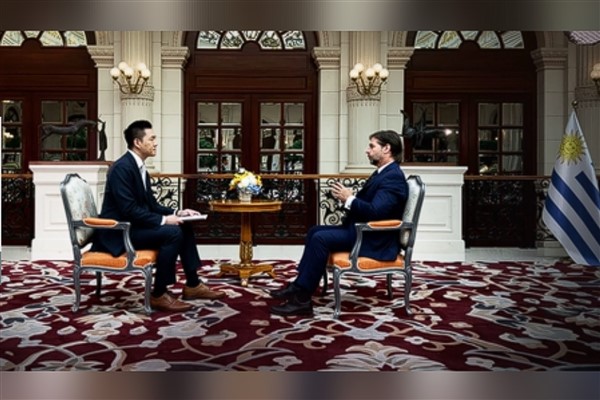 Uruguay Devlet Başkanı Lacalle Pou: “Çin’le iş birliğini güçlendireceğiz”