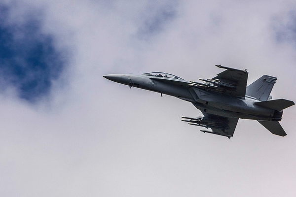 IDF savaş uçakları, Hizbullah’ın Lübnan’daki askeri altyapısını hedef aldı