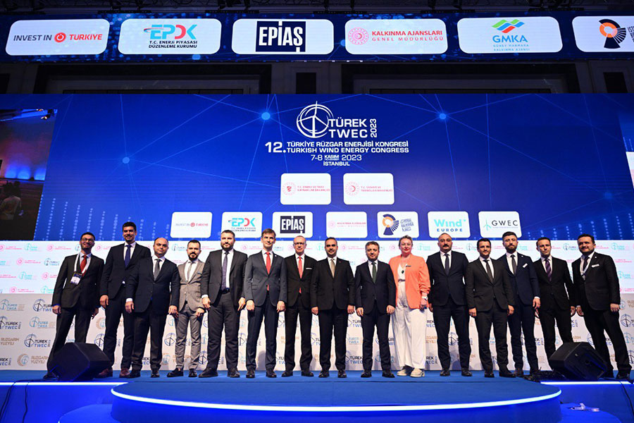 RÜZGAR ENERJİ SANTRALLERİNE 233 MİLYAR YATIRIM