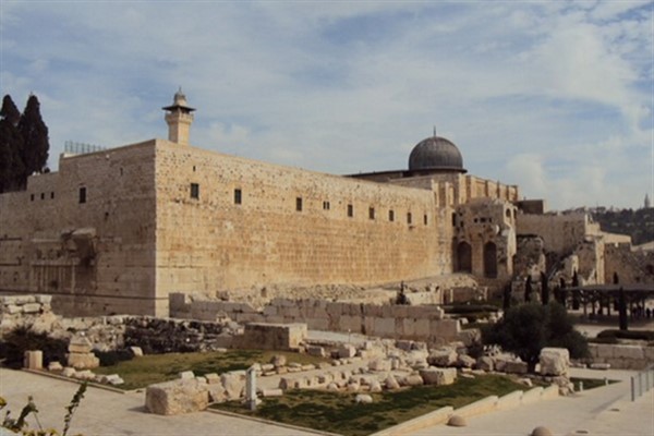 Erdan: “Terör örgütü BM insani yardımını engelliyor!”