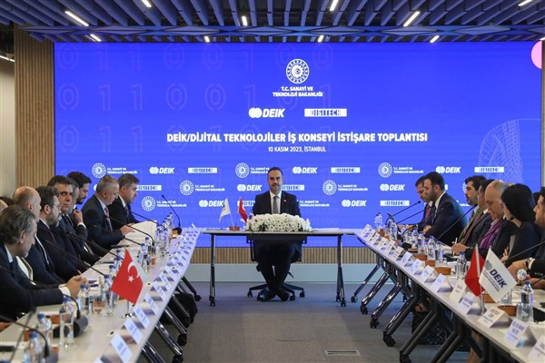 Teknoloji liderlerinin “dijital dönüşüm” buluşması