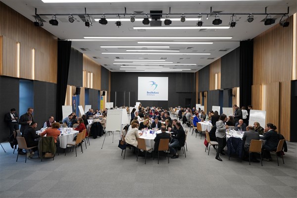 Beylikdüzü’nde “Sera Gazı Emisyon Azaltım ve İklim Uyum Çalıştayı” düzenlendi