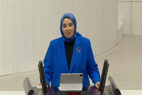 Esen: “Kadınlar ucuz siyasetinizin bir malzemesi olamaz”