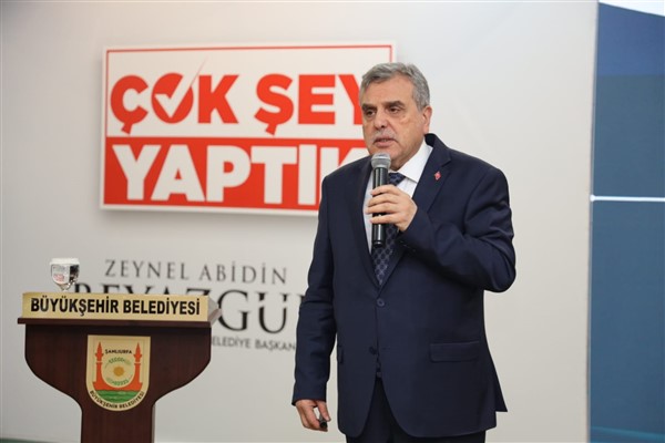 Başkan Beyazgül, köşe yazarlarıyla bir araya geldi