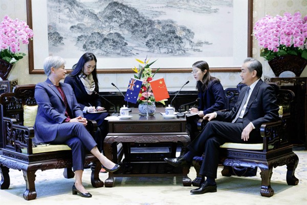 Çin ile Avustralya arasındaki buzlar eriyor