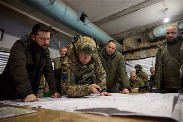 Zelenski, Savunma Kuvvetleri Genel Merkezi’ni ziyaret etti