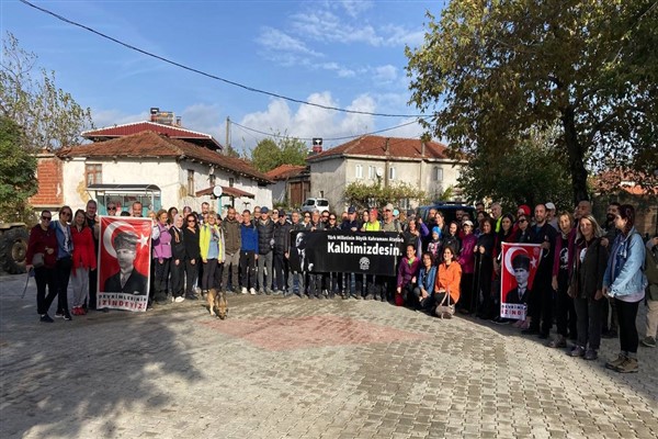 Doğa tutkunları Mysia Yolları’nda Atatürk’ü andı