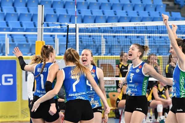 Nilüfer Belediyespor Kadın Voleybol Takımı, Oberbank Steelvoleys Linz’i mağlup etti
