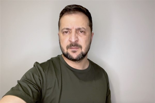 Zelenski: “Rusya bir kez daha Odesa’ya insansız hava araçlarıyla saldırdı”