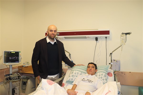 Şanlıurfa’da elektrik çarpması sonucu kalbi duran hasta tedavilerle sağlığına kavuştu